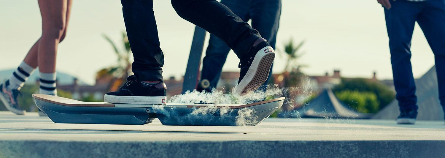 Slide - o hoverboard da Lexus